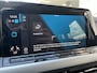 Volkswagen Golf Variant 1.0 eTSI Life / AUTOMAAT/ PARK.SENSOREN V+A/ CAMERA/ STUUR+STOELVERWARM./ APP-CONNECT/ ACC/ DIGITAL DASH/ KEYLESS/ DAB/ CLIMA