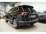 Volkswagen Tiguan 2.0 TSI 4Motion 3x R-Line * Pano - Trekhaak - Virtual - 360° Cam - Keyless - Head Up - ACC - Blind Spot *