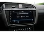Volkswagen Tiguan 2.0 TSI 4Motion 3x R-Line * Pano - Trekhaak - Virtual - 360° Cam - Keyless - Head Up - ACC - Blind Spot *