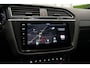 Volkswagen Tiguan 2.0 TSI 4Motion 3x R-Line * Pano - Trekhaak - Virtual - 360° Cam - Keyless - Head Up - ACC - Blind Spot *
