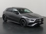 Mercedes-Benz A-klasse 180 Business Solution AMG | Panoramadak | Premium plus | Elek. Stoelen met Geheugen | HUD | Stoelverwarming | Parkeercamera | Multibeam LED | Keyless Entry/Go |