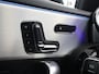 Mercedes-Benz A-klasse 180 Business Solution AMG | Panoramadak | Premium plus | Elek. Stoelen met Geheugen | HUD | Stoelverwarming | Parkeercamera | Multibeam LED | Keyless Entry/Go |