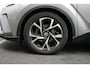 Toyota C-HR / C-HR+ 1.8 Hybrid Dynamic Camera / Adap. cruise / 18'' LM velgen / Stoel+ stuurverw. / LED / Privacy glass / NAV