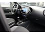 Toyota Aygo X 1.0 VVT-i MT Play Dealeronderh. / Smartphone Integratie / DAB radio / Achteruitrijcamera / Keyless Entry / Climate
