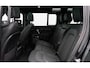 Land Rover Defender 110 2.0 P400e 110 X-Dynamic SE Dealer onderh. / 1ste eigenaar / Black Pack / Trekhaak / Pano dak / Elek. stoelen / Privacy glass / stoel verw.- verwarming /