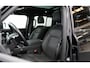 Land Rover Defender 110 2.0 P400e 110 X-Dynamic SE Dealer onderh. / 1ste eigenaar / Black Pack / Trekhaak / Pano dak / Elek. stoelen / Privacy glass / stoel verw.- verwarming /