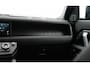 Land Rover Defender 110 2.0 P400e 110 X-Dynamic SE Dealer onderh. / 1ste eigenaar / Black Pack / Trekhaak / Pano dak / Elek. stoelen / Privacy glass / stoel verw.- verwarming /