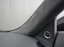 Audi R8 5.2 V10 FSI Orig. NL / Historie bekend / Carbon binnen + buiten / Alcantara hemel / Volledig Leer / LED / Achteruitrijcamera