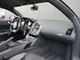 Audi R8 5.2 V10 FSI Orig. NL / Historie bekend / Carbon binnen + buiten / Alcantara hemel / Volledig Leer / LED / Achteruitrijcamera