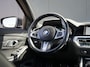 BMW 3-Serie 318i Executive Edition Orig. NL / M-Sport / HiFi / BTW / Keyless / Camera / Panorama dak / Laser / Leder /