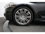 BMW 5-Serie Touring 520i High Executive M-Sport M-Sport / Sport onderstel / Camera / 19'' LM velgen / Alcantara / Adap. LED / Shadow Line
