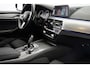 BMW 5-Serie Touring 520i High Executive M-Sport M-Sport / Sport onderstel / Camera / 19'' LM velgen / Alcantara / Adap. LED / Shadow Line