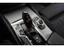 BMW 5-Serie Touring 520i High Executive M-Sport M-Sport / Sport onderstel / Camera / 19'' LM velgen / Alcantara / Adap. LED / Shadow Line