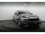 BMW 5-Serie Touring 520i High Executive M-Sport M-Sport / Sport onderstel / Camera / 19'' LM velgen / Alcantara / Adap. LED / Shadow Line