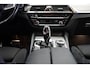 BMW 5-Serie Touring 520i High Executive M-Sport M-Sport / Sport onderstel / Camera / 19'' LM velgen / Alcantara / Adap. LED / Shadow Line