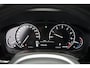 BMW 5-Serie Touring 520i High Executive M-Sport M-Sport / Sport onderstel / Camera / 19'' LM velgen / Alcantara / Adap. LED / Shadow Line