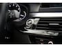 BMW 5-Serie Touring 520i High Executive M-Sport M-Sport / Sport onderstel / Camera / 19'' LM velgen / Alcantara / Adap. LED / Shadow Line