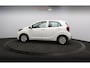 Kia Picanto 1.0 MPi DynamicLine Orig.NL / Camera / LM velgen / NAV / Carplay / Airco