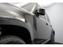 Land Rover Defender 110 2.0 P300e 110 X-Dynamic SE Dealeronderh. / 5 jaar garantie / Trekhaak / Panoramadak / Winterpakket / 20 inch / Stoelventilatie / Black Pack / Luchtvering / Clearsight Smart View