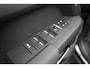 Land Rover Defender 110 2.0 P300e 110 X-Dynamic SE Dealeronderh. / 5 jaar garantie / Trekhaak / Panoramadak / Winterpakket / 20 inch / Stoelventilatie / Black Pack / Luchtvering / Clearsight Smart View