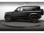 Land Rover Defender 110 2.0 P300e 110 X-Dynamic SE Dealeronderh. / 5 jaar garantie / Trekhaak / Panoramadak / Winterpakket / 20 inch / Stoelventilatie / Black Pack / Luchtvering / Clearsight Smart View