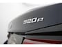 BMW 5-Serie 520e Business Edition Plus Laser / Comfort stoelen / Elek. verstel. stoelen / 20''LM velgen / Privacy Glass / Carbon zwart / Leder