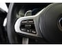 BMW 5-Serie 520e Business Edition Plus Laser / Comfort stoelen / Elek. verstel. stoelen / 20''LM velgen / Privacy Glass / Carbon zwart / Leder