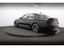 BMW 5-Serie 520e Business Edition Plus Laser / Comfort stoelen / Elek. verstel. stoelen / 20''LM velgen / Privacy Glass / Carbon zwart / Leder