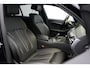 BMW 5-Serie 520e Business Edition Plus Laser / Comfort stoelen / Elek. verstel. stoelen / 20''LM velgen / Privacy Glass / Carbon zwart / Leder