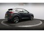 Hyundai Kona 1.0 T-GDI Premium Orig. NL / Stoel + stuur verw. / Stoelverw. ventilatie / Camera / Cruise control / LM velgen 18'' / LED / Half leer / Krell audio