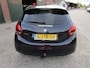 Peugeot 208 1.2 PureTech Signature navi airco trekhaak mooi