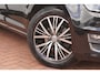 Volkswagen Golf 1.2 TSI 110PK Connected Series+Navigatie+Parkeer-Hulp+stoel-verw+16"lmv = TOP !