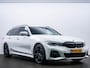 BMW 3-Serie Touring 318i High Executive M-Sport|Trekhaak|LED