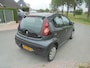 Peugeot 107 Peugeot 107 1.0 benzine 5 deurs airco 151.000km