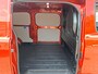 Ford Transit Custom 320 2.0 TDCI L2H1 Limited 136 pk handgeschakeld | BPM vrij! | Dealer onderhouden | Trekhaak | Apple carplay/ Android Auto