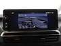 Opel Vivaro-e Electric L3 75 kWh 136PK STX Edition | Lederen Bekleding | AppleCarplay/AndroidAuto | Armsteun | LED | Laadvloer+Betimmering | Navigatie | Stoel/Stuurverwarming | Camera | Cruise Control | Climate Control | LMV | Parkeersensoren |