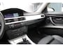 BMW 3-Serie Coupé 335i 306pk Clima/Cruise/Keyless/Xenon/Sportstoelen/Memory/Navi/Bluetooth/RadioCD.AUX/18"LM/Trekhaak/APK:04-2027