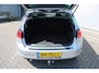 Volkswagen Golf 1.2 TSI Highline Clima/Stoelverwarming/PDCv+a/Navi/Bluetooth/LED/RadioCD.AUX.USB/17"LM/Trekhaak/APK:27-10-2026