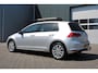 Volkswagen Golf 1.2 TSI Highline Clima/Stoelverwarming/PDCv+a/Navi/Bluetooth/LED/RadioCD.AUX.USB/17"LM/Trekhaak/APK:27-10-2026