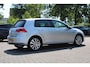 Volkswagen Golf 1.2 TSI Highline Clima/Stoelverwarming/PDCv+a/Navi/Bluetooth/LED/RadioCD.AUX.USB/17"LM/Trekhaak/APK:27-10-2026