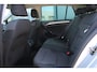 Volkswagen Golf 1.2 TSI Highline Clima/Stoelverwarming/PDCv+a/Navi/Bluetooth/LED/RadioCD.AUX.USB/17"LM/Trekhaak/APK:27-10-2026
