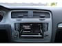 Volkswagen Golf 1.2 TSI Highline Clima/Stoelverwarming/PDCv+a/Navi/Bluetooth/LED/RadioCD.AUX.USB/17"LM/Trekhaak/APK:27-10-2026