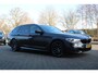 BMW 5-Serie Touring 520i High Executive M-Sport HeadUp/Camera/Panodak/Stoel&Stuurverwarming/Virtual/PDC/LederMemory/Navi/LED/20"LM