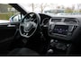 Volkswagen Tiguan 1.4 TSI ACT Connected Series R-Line ACC/Camera/Panodak/Stoelverwarming/Massage/PDCv+a/LED/Carplay/19"LM/Trekhaak