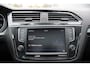 Volkswagen Tiguan 1.4 TSI ACT Connected Series R-Line ACC/Camera/Panodak/Stoelverwarming/Massage/PDCv+a/LED/Carplay/19"LM/Trekhaak