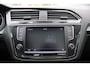 Volkswagen Tiguan 1.4 TSI ACT Connected Series R-Line ACC/Camera/Panodak/Stoelverwarming/Massage/PDCv+a/LED/Carplay/19"LM/Trekhaak