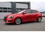 Renault Megane 1.2 TCe Limited Clima/Cruise/Camera/Keyless/Navi/Bluetooh/PDC/HalfLeder/LED/ParkAssist/Dodehoek/Radio.AUX.USB/17"LM