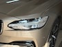 Volvo V90 2.0 T6 Plug-in hybrid AWD Ultimate Dark | FaceLift | Luchtvering | Xenium Pakket | Licht Pakket | HUD | 360cam |