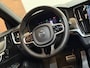 Volvo V90 2.0 T6 Plug-in hybrid AWD Ultimate Dark | FaceLift | Luchtvering | Xenium Pakket | Licht Pakket | HUD | 360cam |