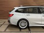 BMW 3-Serie Touring 320e Sportline | Pano | Leder | Laser | Shadow Line | Trekhaak elektr. | 18 inch | Stoelverwarming